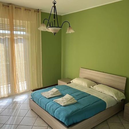 דירות ברגמו Orio Relax 24H Airport 1 - 3 Minute From Arrival By Bus מראה חיצוני תמונה